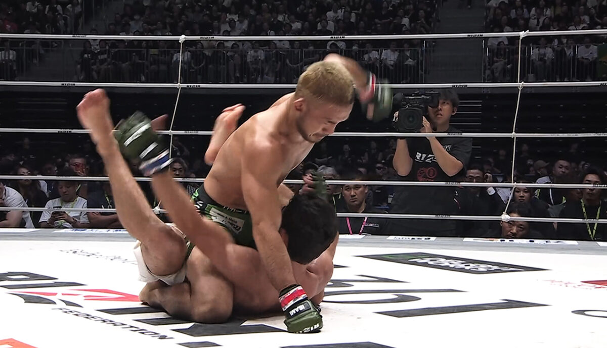扇久保博正 vs. アリベク・ガジャマトフ